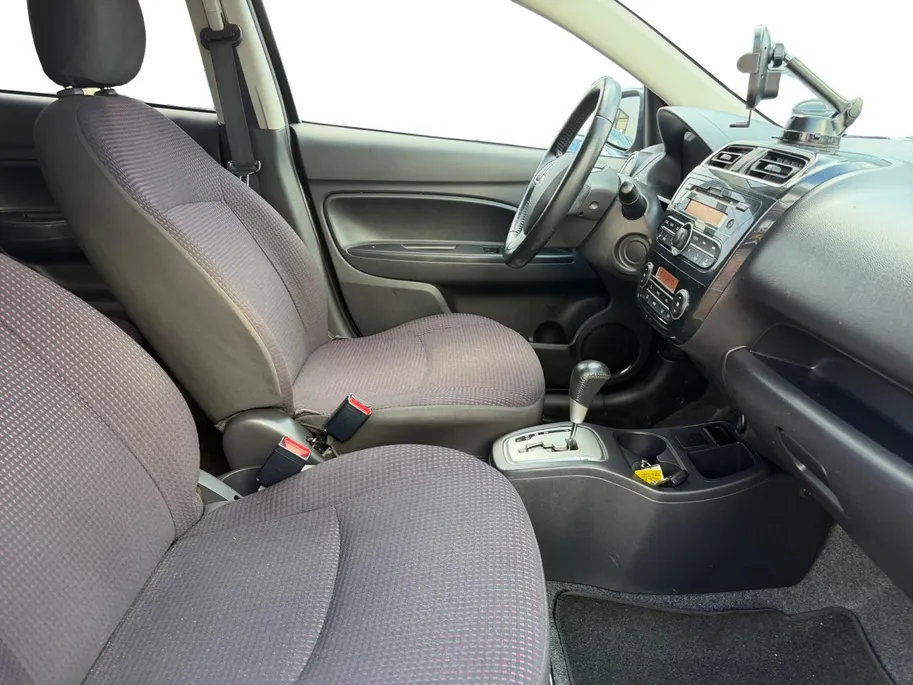 Mitsubishi Space Star 1.2 Intense Automaat | Nette auto | Climate control | afneembare trekhaak | Keyless Entry | 12 maanden BOVAG garantie |