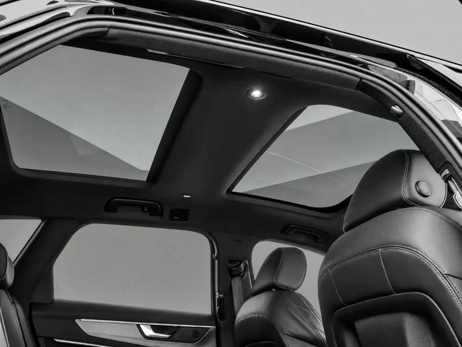 Audi A6 Avant 55 TFSI e quattro 367pk S Competition · Panoramadak · Camera · Leder · Apple/Android Car Play · Adaptive Cruise Control · Stuurwiel verwarmd ·