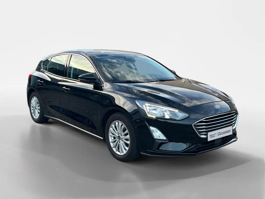 Ford Focus 1.0 EcoBoost Titanium Business | Navigatie | Apple carplay & Android auto | Winter pack | BLIS | Parkeersensoren voor en achter | Achteruitrijcamera | Trekhaak | Cruise control | Airco | Bovag garantie |