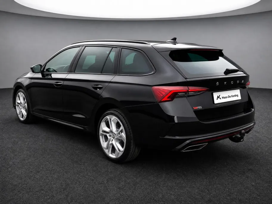 Škoda Octavia Combi 1.4TSI PHEV 180kW/245PK RS iV · Trekhaak ·  Camera · Navigatie · Leder/Alcantara · Apple/Android Car Play ·