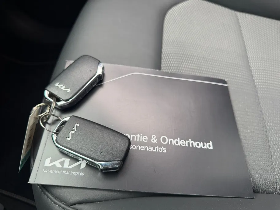 Kia Niro EV DynamicLine 64.8 kWh Dealer onderhouden | Navigatie | Carplay | Climate control | ACC |