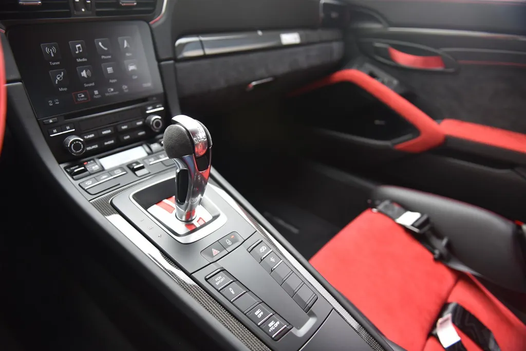 Porsche 911 GT2 RS 3.8