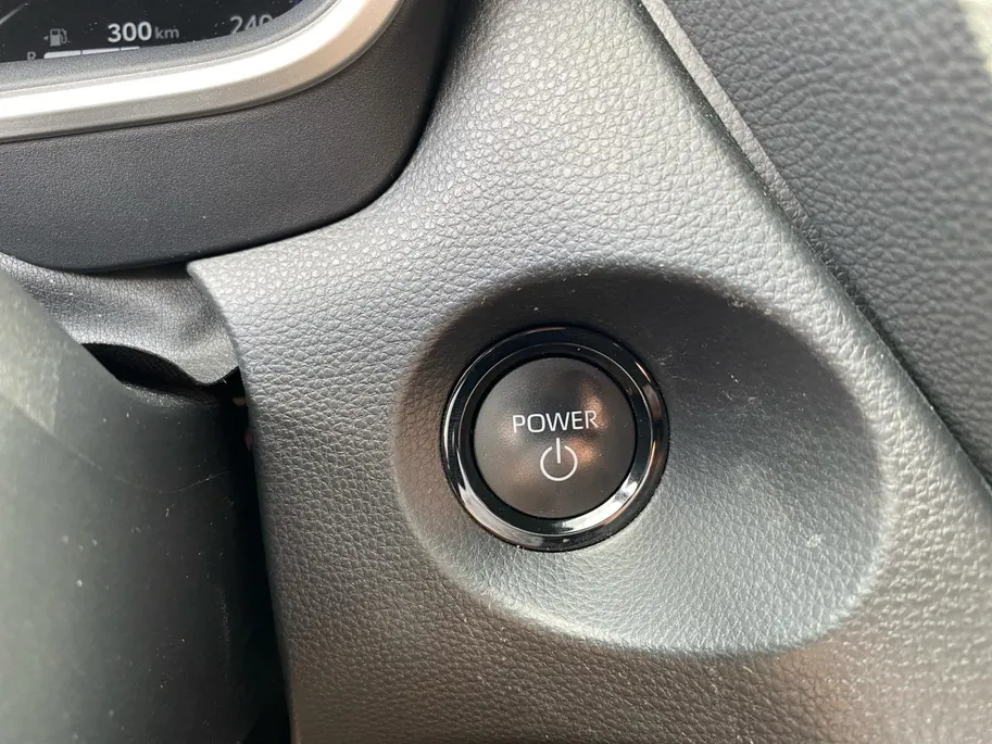 Toyota Corolla Cross Hybrid 140 Style Stoel-/stuurverwarming | CarPlay | Elektr. kofferklep | Camera | NL Auto | etc.
