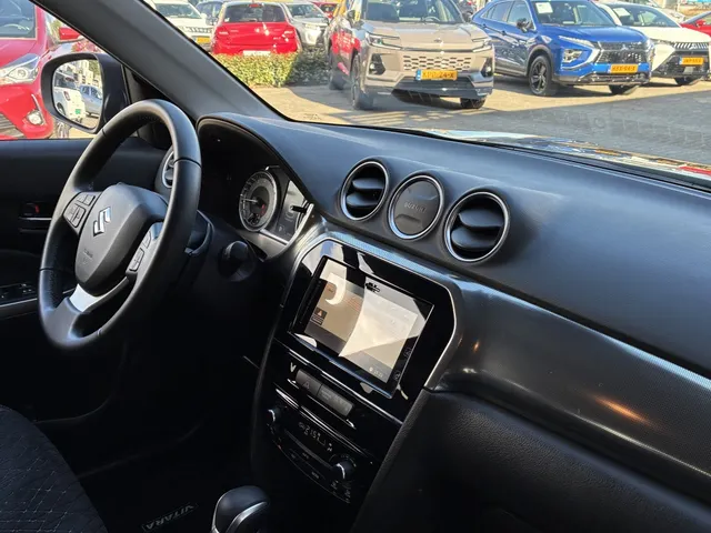 Suzuki Vitara 1.5 Hybrid Style Automaat