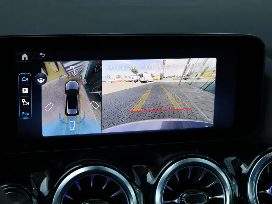 Mercedes-Benz B-Klasse 180 AMG Line l Keyless l Achteruitrij camera l Stoelverwarming l Memory