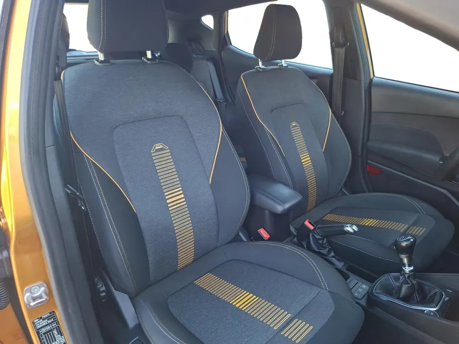 Ford Fiesta 1.0 EcoBoost Active First Edition | Climate Control | Voorruitverwarming | Adaptive cruisecontrol | 17' Lichtmetaal | Navigatie | Parkeersensoren |