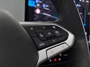 Volkswagen Golf 1.5 272pk DSG eHybrid GTE · Panoramadak · 360 Camera · Apple/Android Car Play · Navigatie · Stoelverwarming · 18'' Inch · Garantie t/m 26-11-2030 of 100.000km