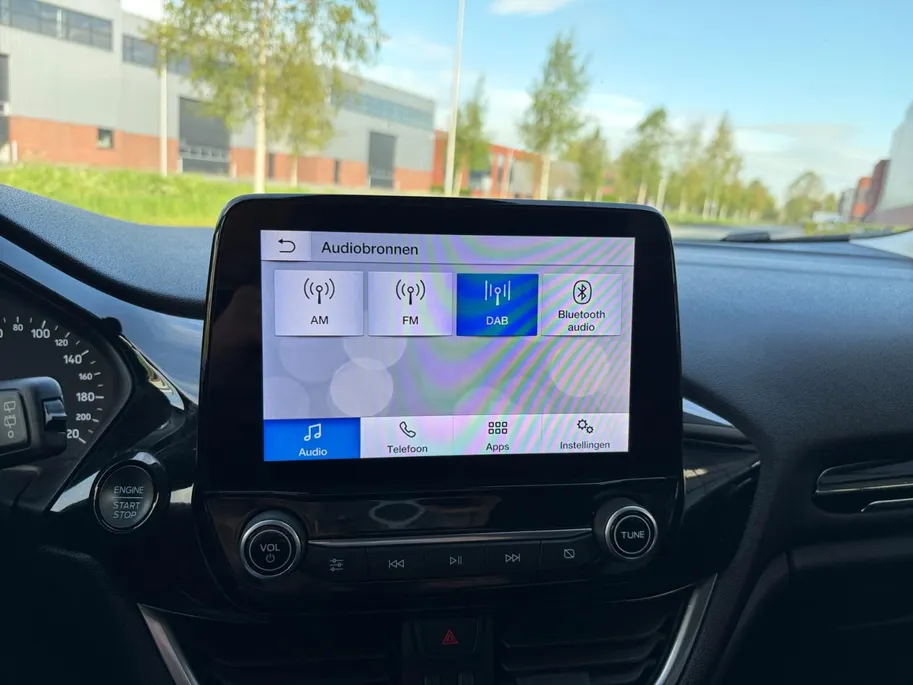 Ford Fiesta 1.0 EcoBoost Hybrid Titanium X | 1e Eigenaar | NL-Auto | Adaptieve Cruise Control | Camera | Keyless Entry | Privacy Glass | Navigatie