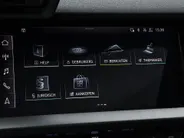 Audi A3 Sportback 40 TFSIe 204pk S-tronic S Edition · Panoramadak · Apple/Android Car Play · Lederen Bekleding · Cruise Control · Navigatie · Stoelverwarming · P-Sensoren · 17'' Inch ·