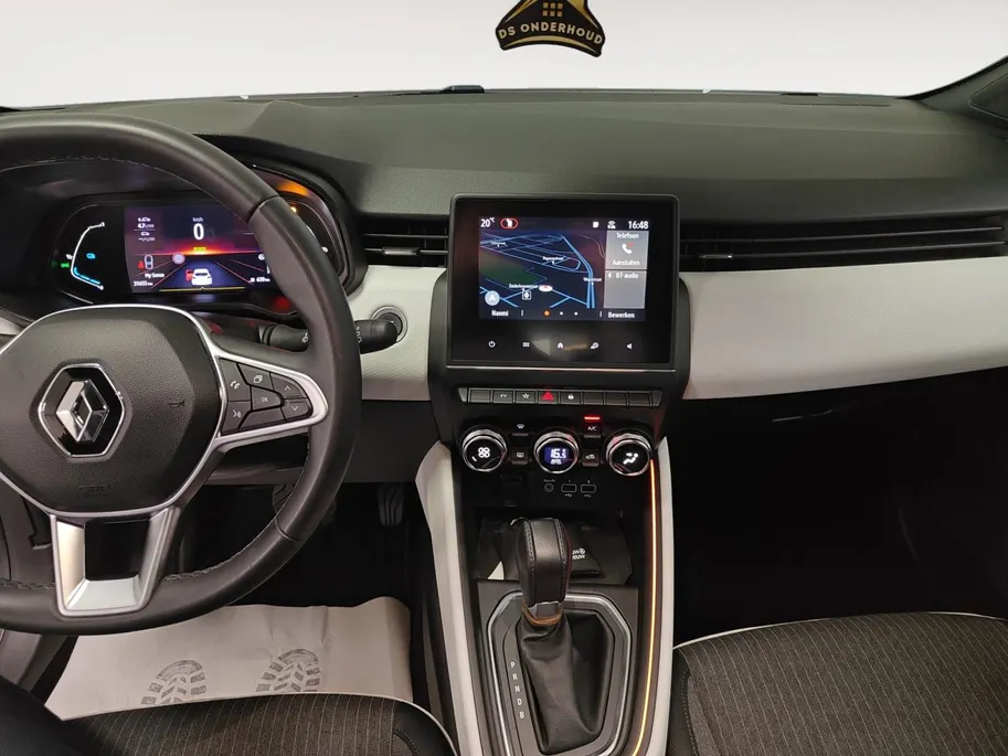 Renault Clio 1.6 E-Tech Hybrid 145 Techno AUTOMAAT NAVI AIRCO APPLE CARPLAY ANDROID AUTO CRUISE CONTROLE LM VELGEN PARKEERSENSOREN ZEER MOOIE AUTO