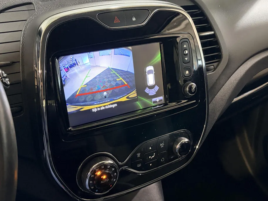 Renault Captur 90PK TCe Dynamique | Navi | Camera | Parkeersensoren | Climate Control | Cruise Control | Lichtmetalen Velgen | Licht & Regen Sensor | Bluetooth | USB | LED Dagrijverlichting |
