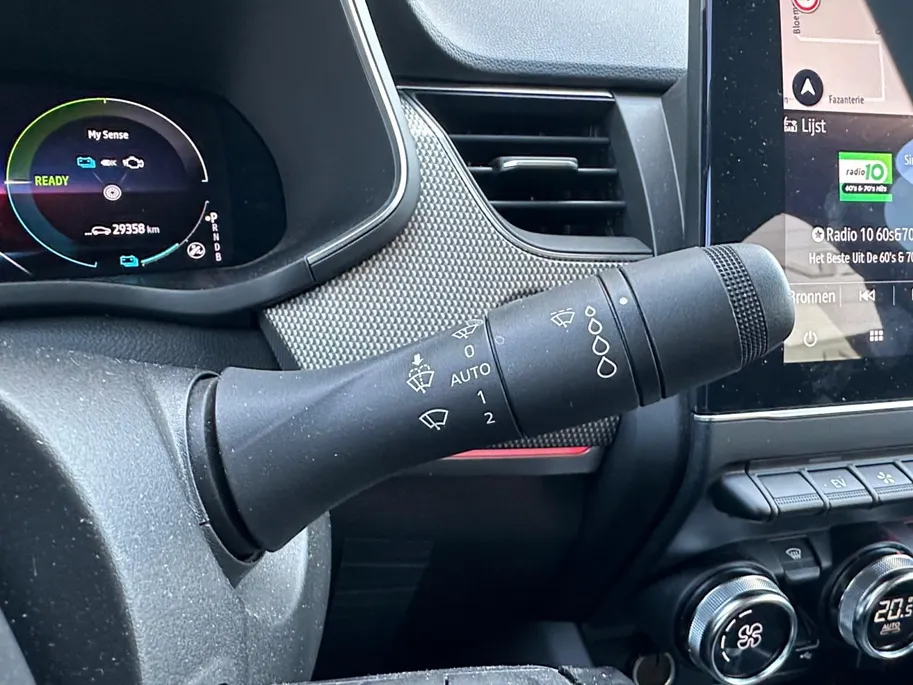 Renault Arkana 1.6 E-Tech hybrid 145 techno | Automaat | Camera | Parkeersensoren | Apple Carplay & Android Auto | Navigatie | All Season Banden | 12 Maanden BOVAG Garantie