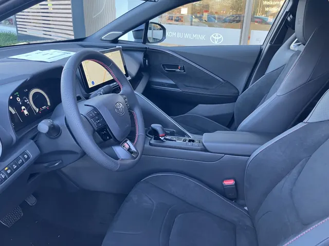 Toyota C-HR 2.0 PHEV 220 GR SPORT | JBL | Headup ( nieuw uit voorraad)