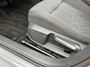 Volkswagen Golf 1.5eTSI/150PK Life Edition · Apple/Android Car Play · Navigatie · Head-Up display · Stoel-& stuurverwarming · Garantie t/m 21-04-2030 of 100000km.