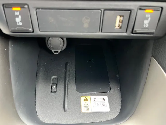 Mazda 2 Hybrid 1.5 Select AUTOMAAT | TREKHAAK | FULL HYBRID | A.CAMERA | HEAD-UP DISPLAY | STOEL- en STUURVERWARMING | APPLE CARPLY/ANDROID AUTO |