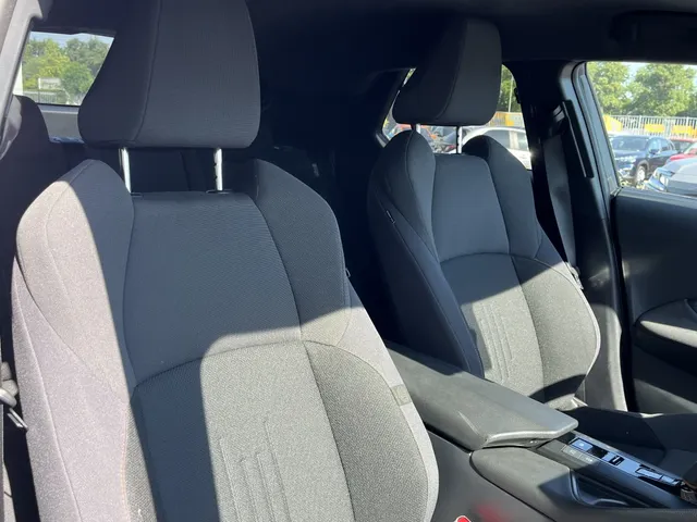 Toyota C-HR 2.0 PHEV 220 Dynamic | Stuur en Stoelverwarming