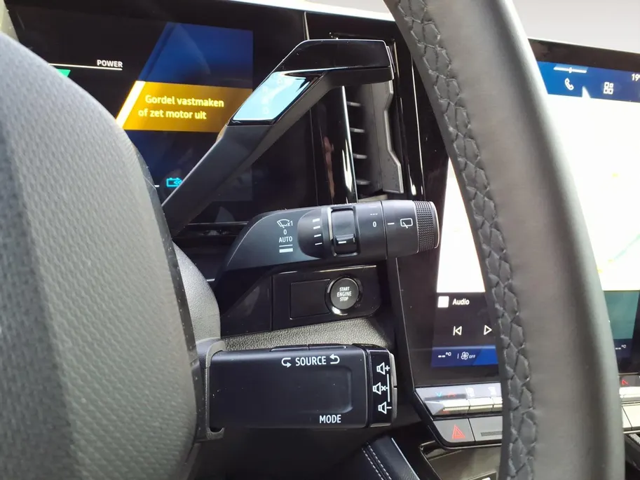 Renault Espace E-Tech full hybrid 200 techno 7p. Apple Carplay/Android Auto , cruise control adaptief , achteruitrijcamera , elektrisch bedienbare achterklep , navigatie google , lichtmetalen velgen 19'