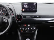 Mazda 2 1.5 e-SkyActiv-G 90PK 6MT Homura | Stuur-/stoelverwarming | Camera | Dodehoek detectie | LED | 16' LM | Carplay | Clima | Cruise |