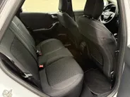 Ford Puma 1.0 EcoBoost Hybrid Titanium | Stoelverwarming | Stuurverwarming | Cruise Control | Lane Assist | Apple Carplay | Android Auto | 1 Jaar Bovag Garantie |