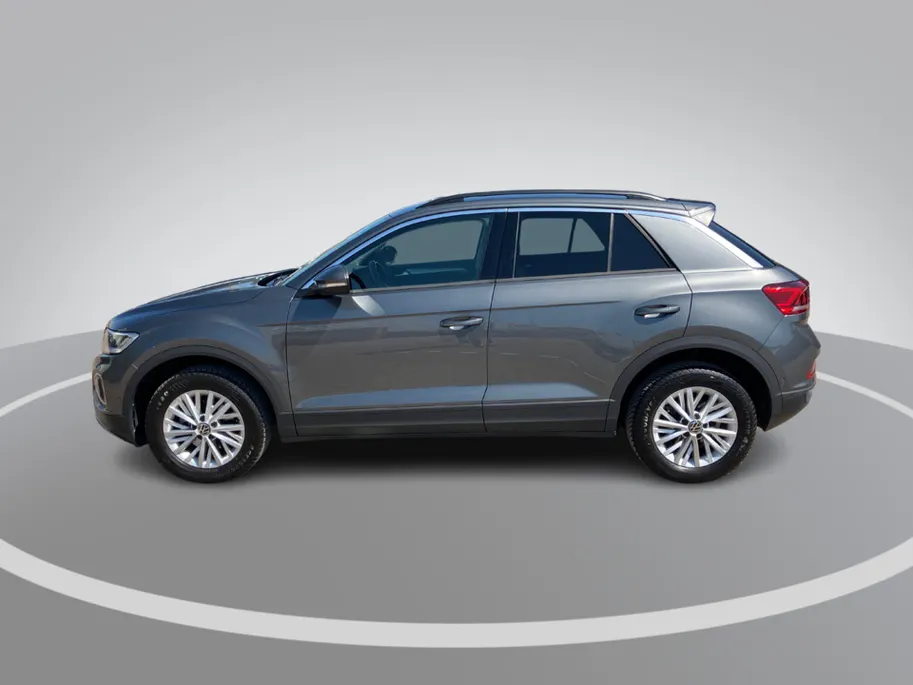Volkswagen T-Roc 1.0TSI/110PK Life Business · Navigatie · Apple/Android Car Play · Stoelverwarming · Garantie t/m 06-06-2027 of 100000km.