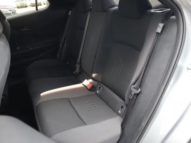 Toyota C-HR 1.8 Hybrid 140 Dynamic | Blindspot | Parkeersensoren V+A