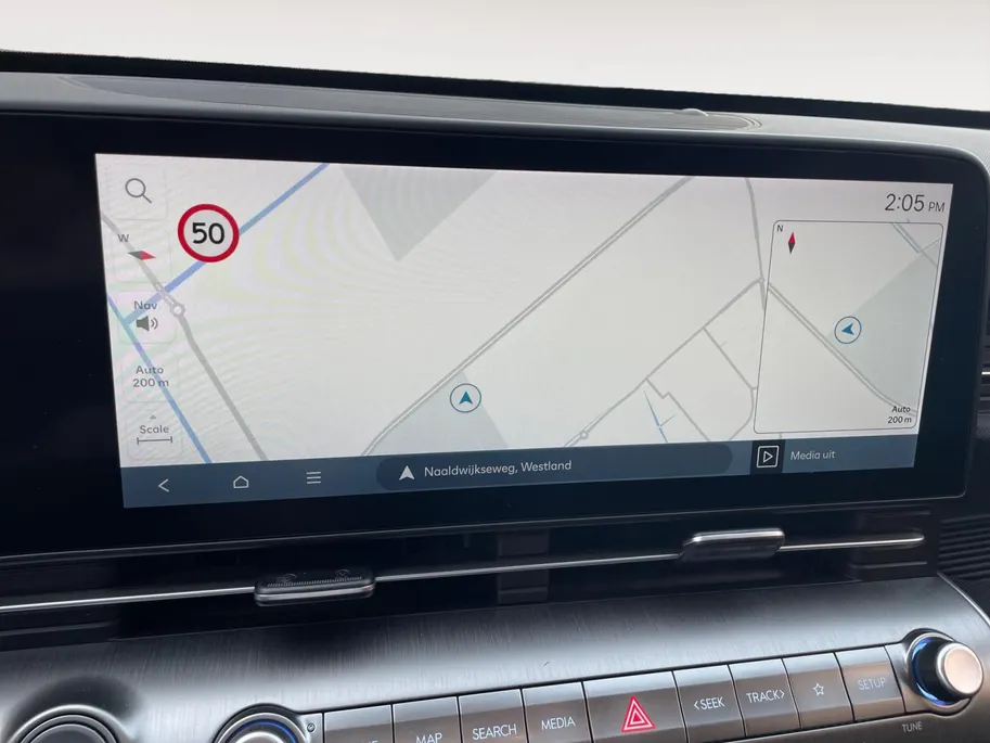 Hyundai Kona 1.6 GDI HEV Comfort Smart | Navigatie| Climate Controle| Lichtmetalen velgen| Parkeer sensoren| Camera| Dealer onderhouden