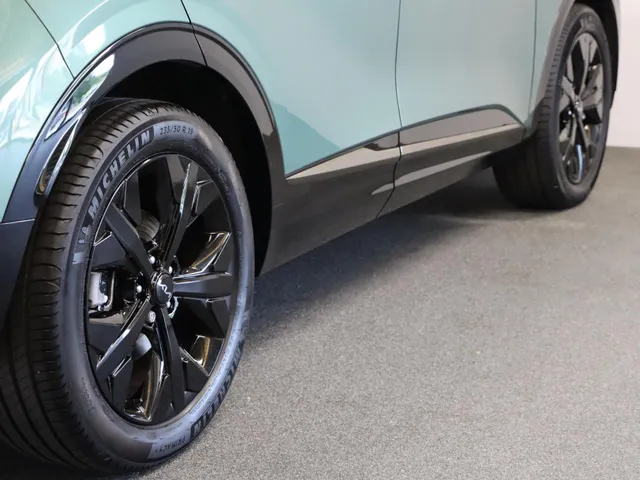 Kia Sportage 1.6 T-GDi Plug-in Hybrid AWD Dark Edition