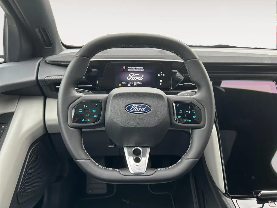 Ford Capri Premium Extended Range RWD 77 kWh | Tot 2200kg trekgewicht! | Tot €3.500,- korting! | Vraag naar de beschikbare voorraad! | 0,99% rente Ford Options!