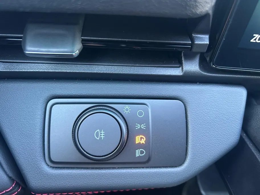 Ford Puma 1.0 EcoBoost Hybrid ST-Line X | Adaptieve Cruise Control | Elektr. Achterklep | Stoel/Stuur/Voorruitverwarming | Dodehoek Detectie | Apple/Android Carplay |