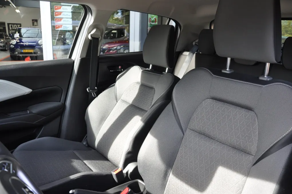 Suzuki Swift 1.2 Select SmartHyb. Camera PDC