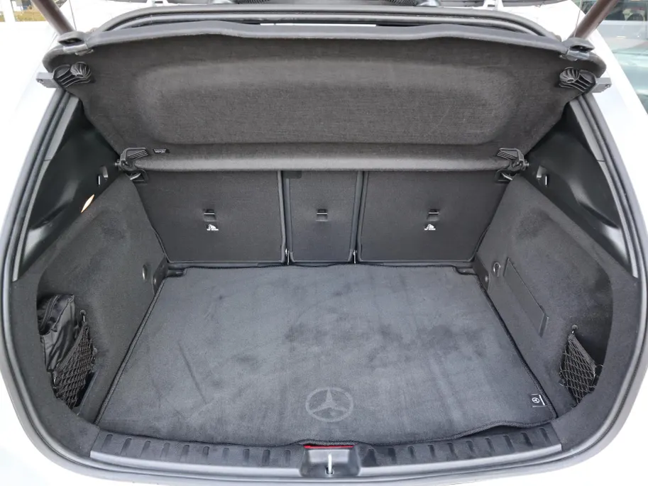 Mercedes-Benz GLA 250 e AMG Line l Keyless l Stoelverwarming l Achteruitrij camera