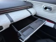 Dongfeng Box Premium Edition 42 kWh | Demo | BlackSilver | Zeer Compleet | 310KM Range | 360 graden camera | Stoelverwarming,koeling en memory |