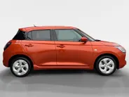 Suzuki Swift 1.2 Select Smart Hybrid | Apple Carplay/Android Auto | Achteruitrij Camera | Adaptive Cruise Control | All-Season | BLISS | LED | LMV 16' | Stoelverwarming |