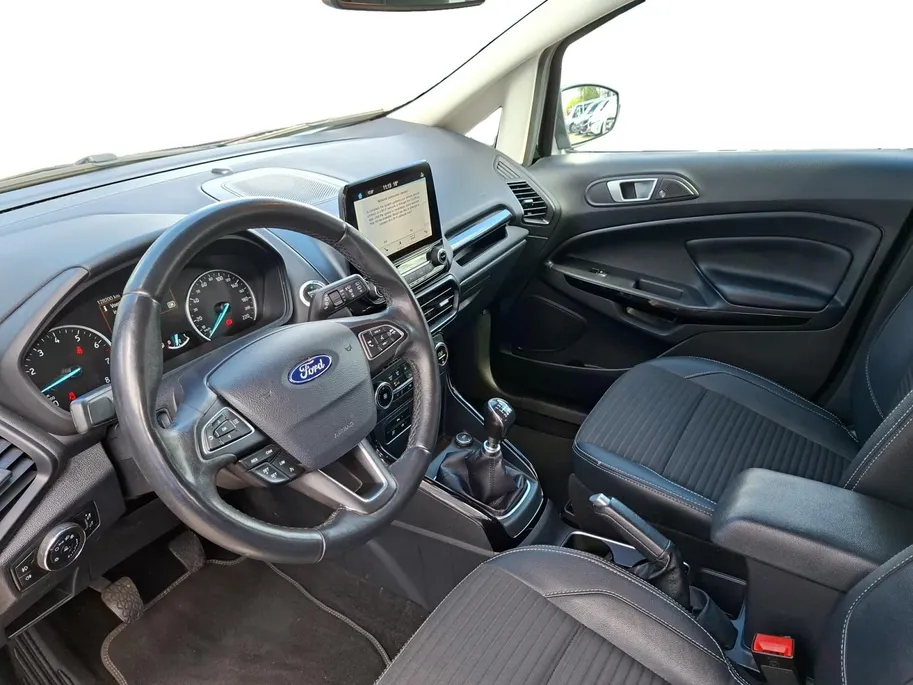Ford EcoSport 1.0 EcoBoost Titanium | Dealer onderhouden | Stoel- stuur en voorruitverwarming | Navigatie | 17inch lichtmetalen velgen