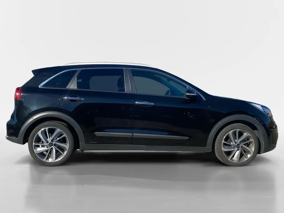 Kia Niro 1.6 GDi Hybrid Style Edition | Climate Control | Trekhaak | Navigatie | Parkeercamera | Stoel + stuurverwarming |