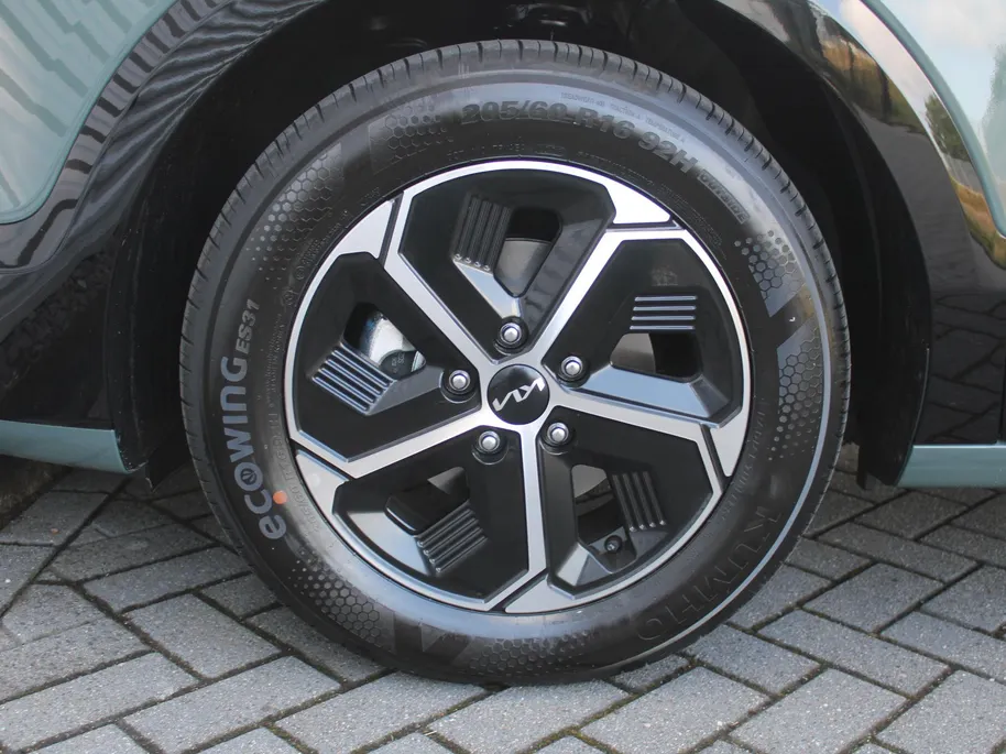 Kia Niro 1.6 GDi Hybrid DynamicLine | Automaat | Nieuwe model! | Direct leverbaar | Tot € 3.000 inruilvoordeel bij aanschaf |
