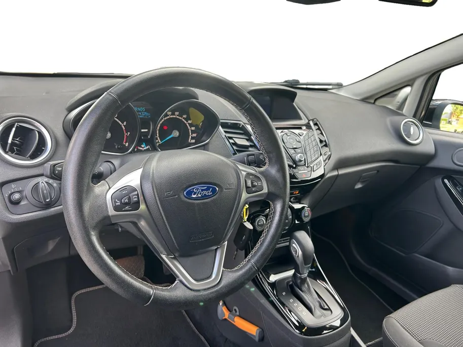 Ford Fiesta 1.0 EcoBoost Titanium |Automaat| Navigatie| Voorruitverwarming| lichtmetalen velgen 16'| 12 maanden Bovag garantie|