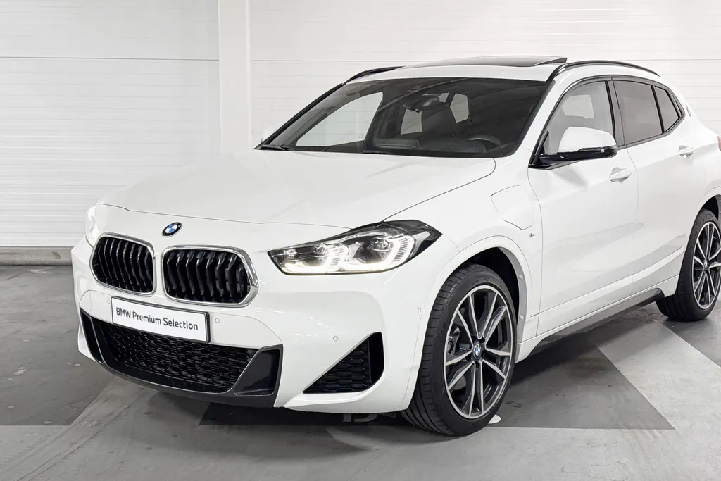 BMW X2 xDrive25e