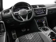 Volkswagen Tiguan 1.4 TSI eHybrid 245pk DSG R-Line Business · Camera · Dodehoeksensor · Stuur- & Stoelverwarming · Matrix LED · Keyless · 19'Velgen ·