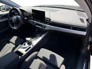 Audi A4 Avant 35 TFSI Advanced Edition | NL auto | Automaat | Parkeersensoren voor en achter | 18' lichtmetalen velgen | Elektr. achterklep | Navigatie  | Bovag garantie |