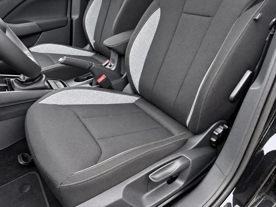 Škoda Kamiq Selection 1.0 TSI 85 kW / 115 PK SUV 6 versn. Hand | Metallic Lak | 16'' lichtmetalen velgen | Privatelease 369,-!!