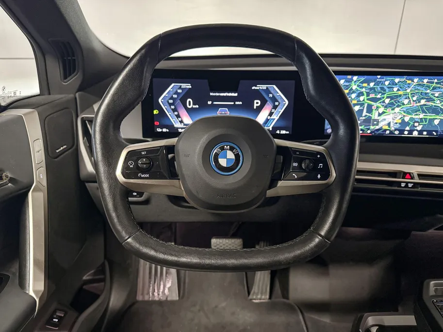 BMW iX xDrive40 Business Edition Plus 77 kWh