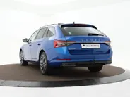 Škoda Superb Combi 1.4 TSI iV 218pk DSG Laurin & Klement · SOH 94,4% · Panoramadak · 360 Camera · Inklap. Trekhaak · Elek. Stoelen + Geheugen · Matrix LED ·