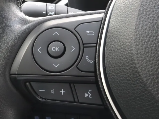 Toyota RAV4 2.5 Hybrid AWD Style | Trekhaak | PDC v/a | Stuur/stoel verwarm.