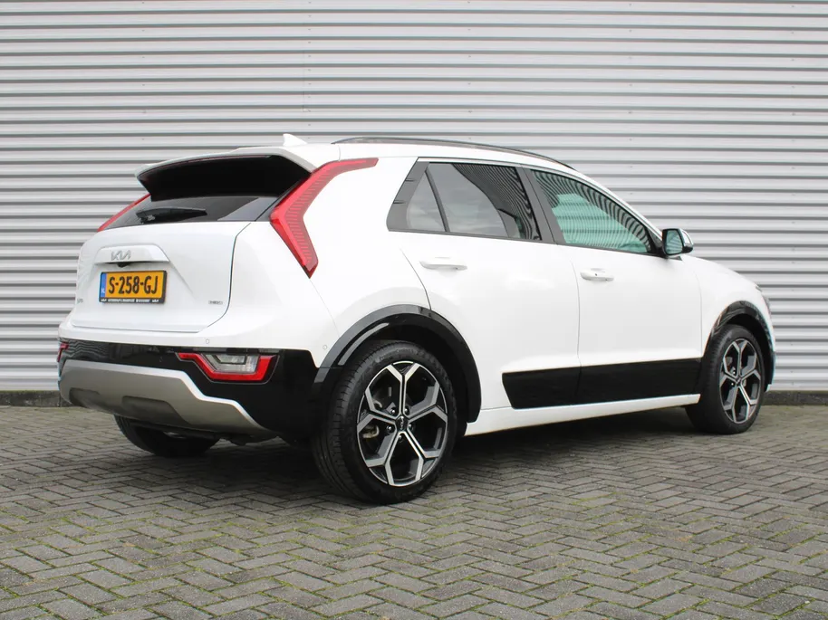 Kia Niro 1.6 GDi Hybrid ExecutiveLine | Stuur-/stoelverwarming + ventilatie | Leer | Schuifdak | 18' LM | Camera | Cruise adapt. | HUD | Zeer mooie auto |