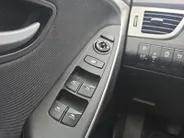 Hyundai i30 1.6 GDI Go! | 1e eigenaar | Volledig onderhouden! | Navigatie | Cruise Control | Achteruitrijcamera | Elektr. ramen | Climate Control | 12 maanden garantie!