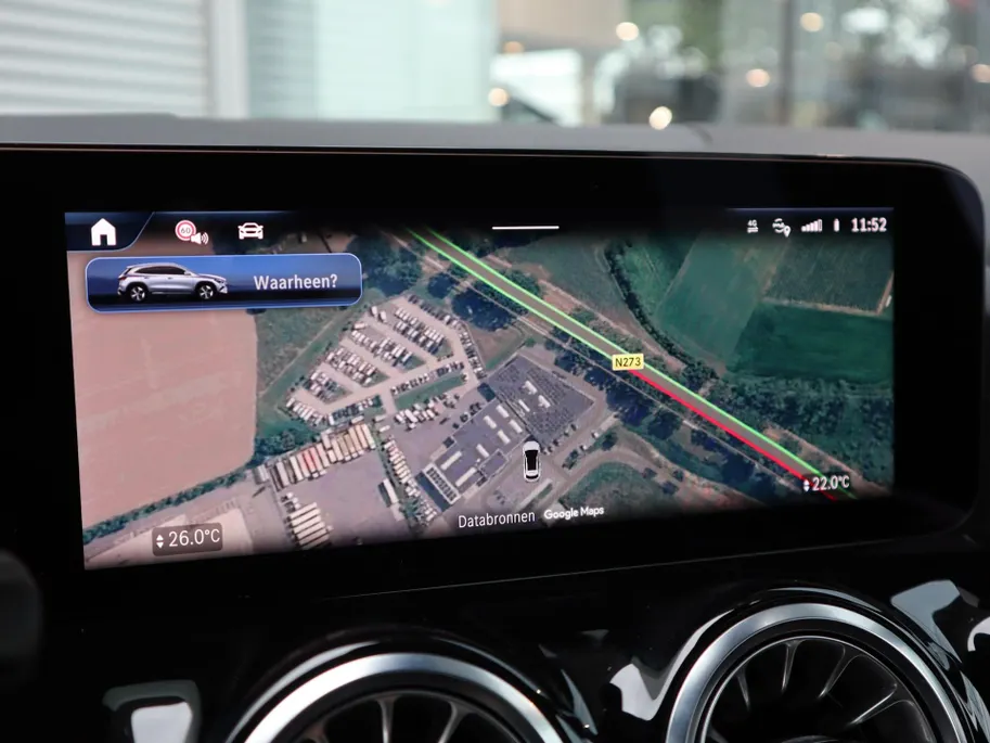 Mercedes-Benz GLA 180 AMG Line l Keyless l Achteruitrij camera l Stoelverwarming