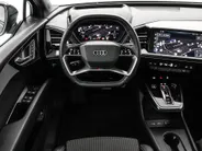 Audi Q4 Sportback e-tron 40 S edition 204 PK 77 kWh · SOH 96,3% · Panoramadak · Camera · Apple/Android Car Play · Navigatie · Head-Up Display ·
