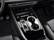 Audi A6 Avant 2.0 367pk e-hybrid Quattro S edition Competition · Wegklapbare Trekhaak · 360 Camera · B&O Audio · Matrix LED · 20'' Inch · 19-08-2030 of 100.000km