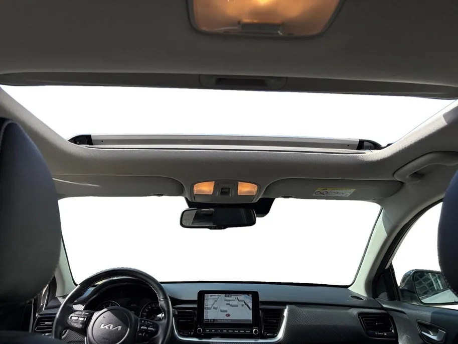 Kia Stonic 1.0 T-GDi MHEV GT-PlusLine | Navi | Clima | Camera | Schuif-/Kanteldak | Dodehoekdetectie | Stoel-/Stuurverwarming | LED-Koplampen | Carplay | LM Velgen